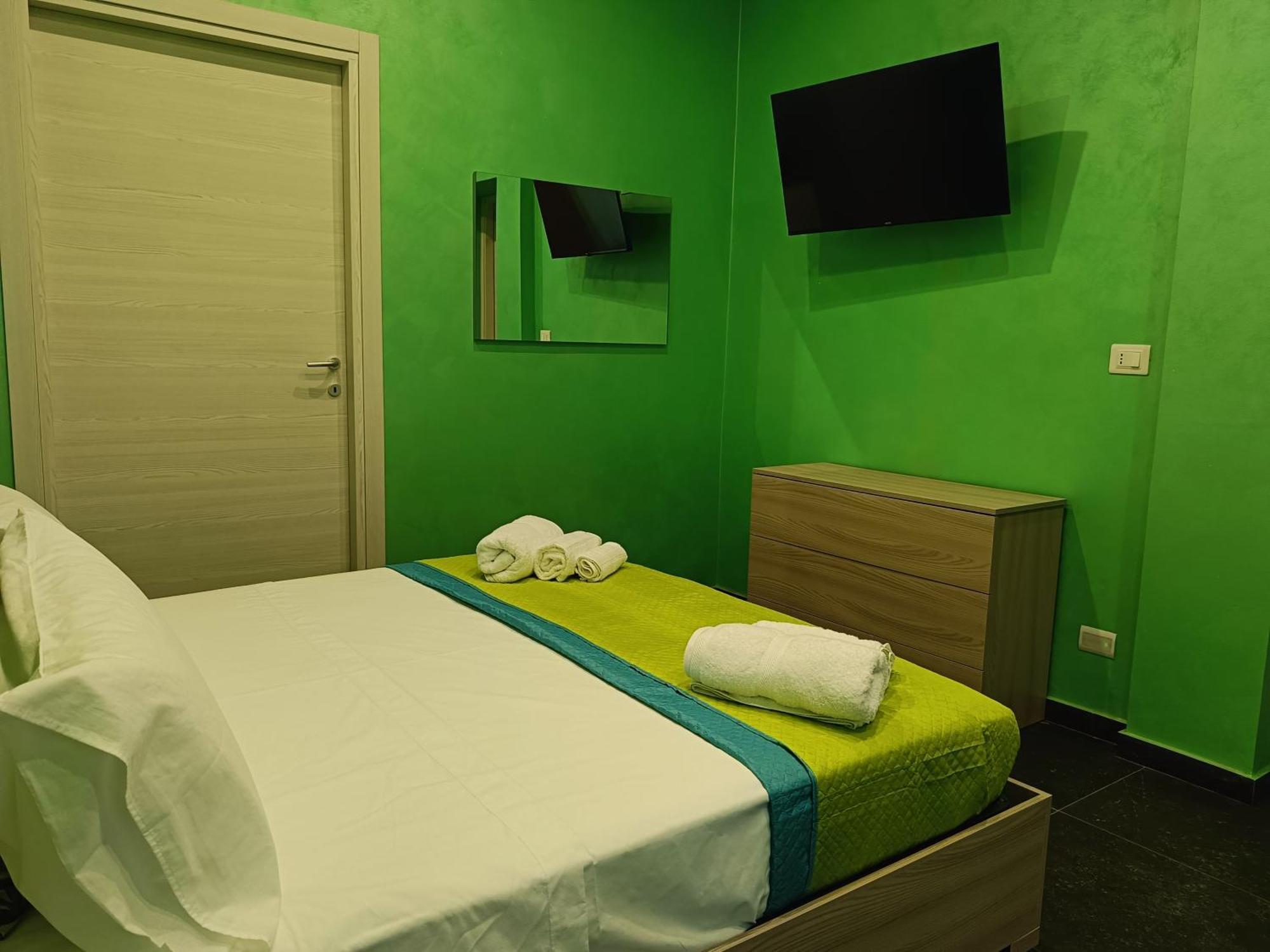 Holiday Catania Apartments *